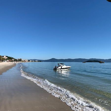 Apto 2 Suites, Ideal Para famílias, 30m do mar Florianópolis Exterior foto